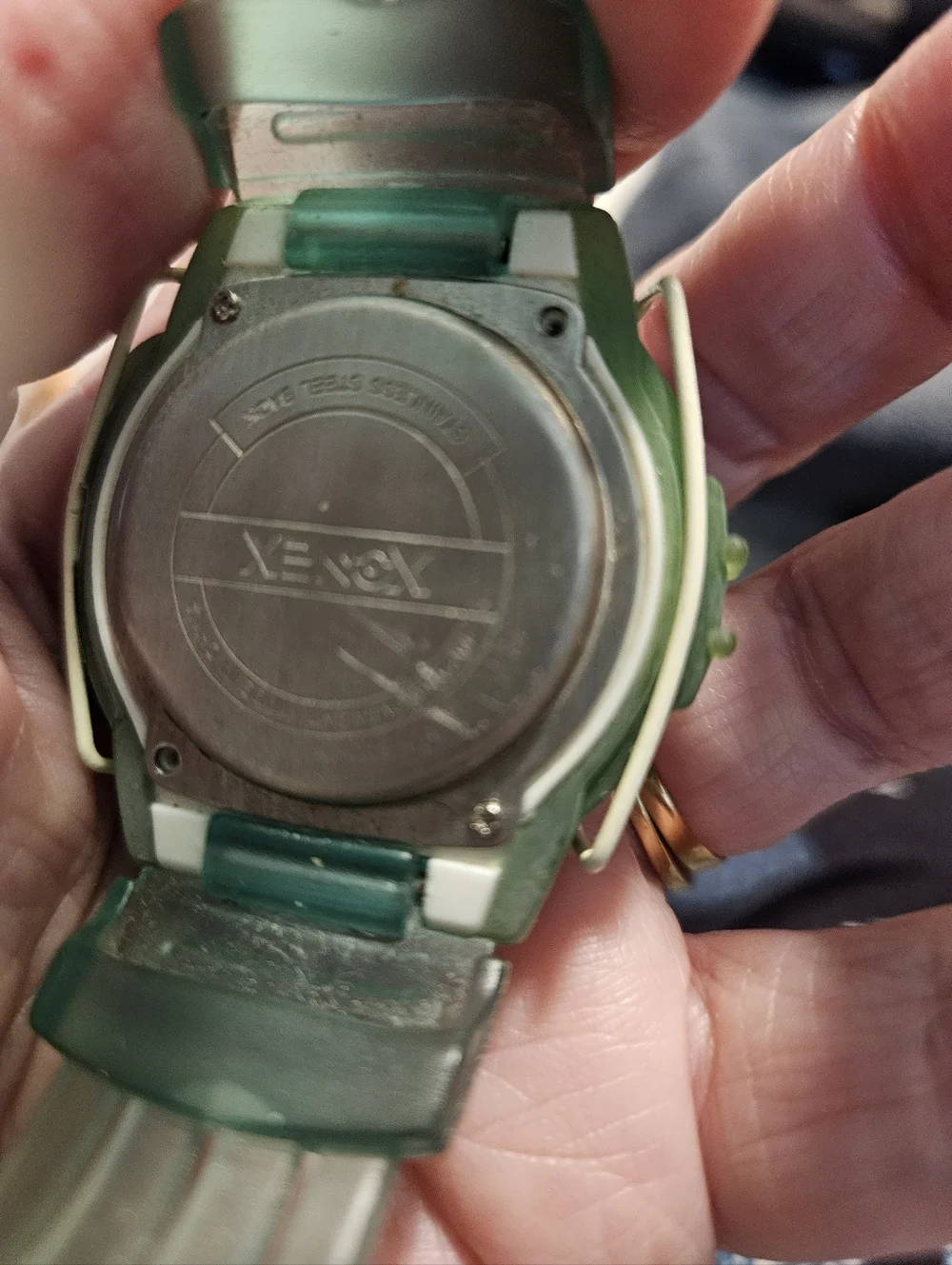 Green Sport Watch - Casual Analog Wearable